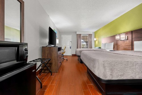 Travelodge by Wyndham Suites St Augustine - image 26