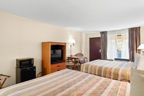 Americas Best Value Inn St. Augustine - image 5
