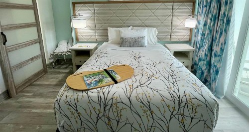 Ocean Sands Beach Inn Ultra Sparkling Saltwater Mineral Pool open until 4 AM Board Games in Lobby Bedside Candy in all rooms Summer Special - image 10