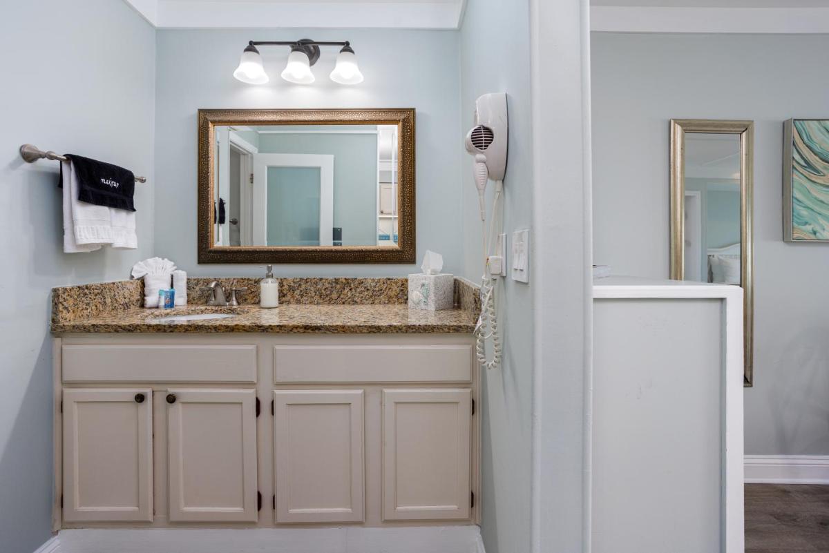 The Saint Augustine Beach House - image 7