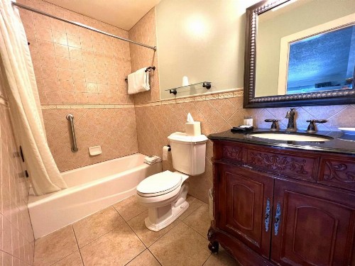 Bayfront Inn - image 28