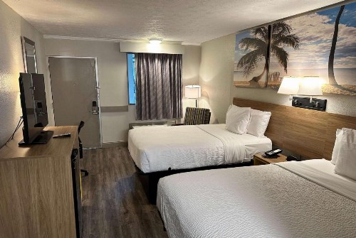 Days Inn by Wyndham St. Augustine West - image 10
