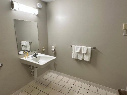 Days Inn by Wyndham St. Augustine West - image 37