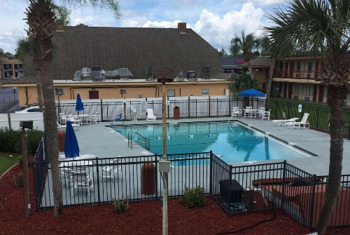 Days Inn by Wyndham St. Augustine West - image 5