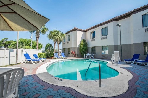St. Augustine Inn - image 2