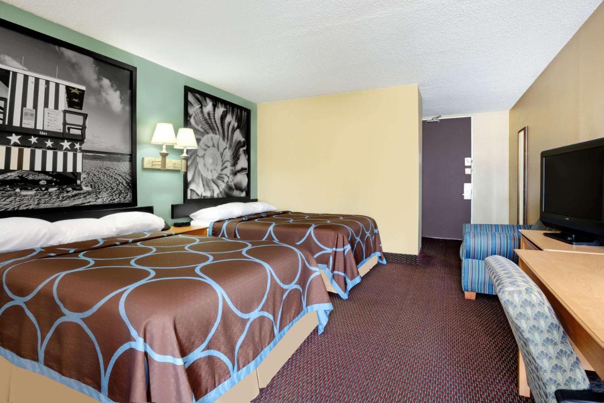 Super 8 by Wyndham St. Augustine - image 5