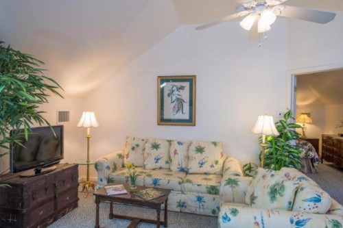 The Cozy Inn - image 26