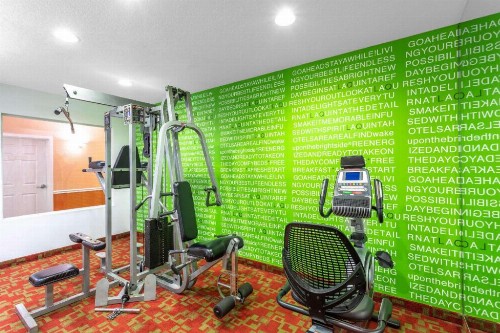 La Quinta Inn & Suites by Wyndham St. Augustine - image 22