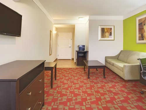 La Quinta Inn & Suites by Wyndham St. Augustine - image 35
