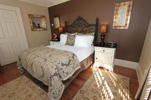 Bayfront Westcott House Bed & Breakfast - image 47
