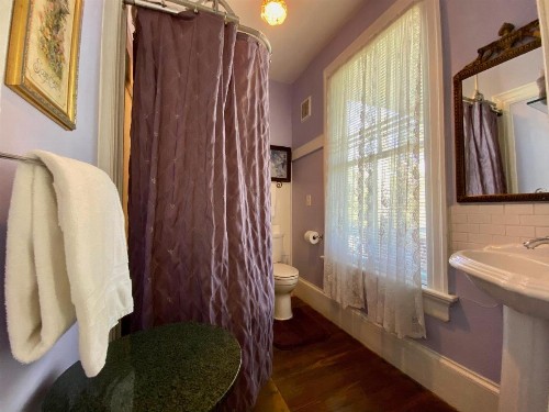 Penny Farthing Inn - image 25