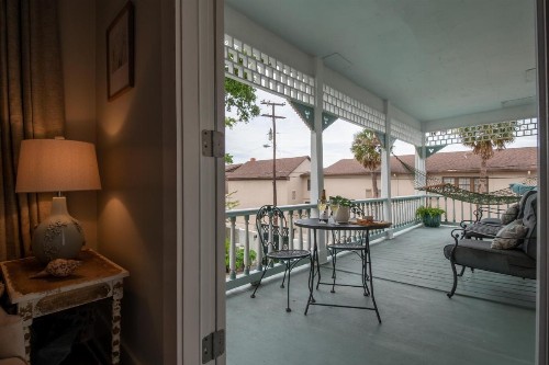 The Kenwood Inn - image 35