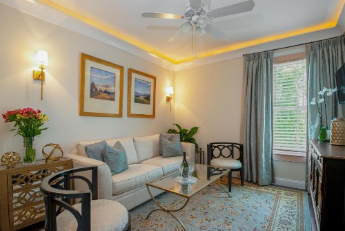 The Kenwood Inn - image 36