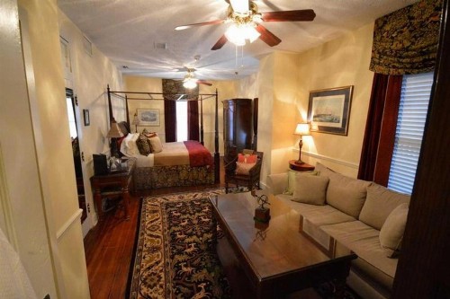The Kenwood Inn - image 46