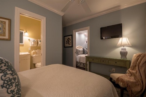 The Kenwood Inn - image 49