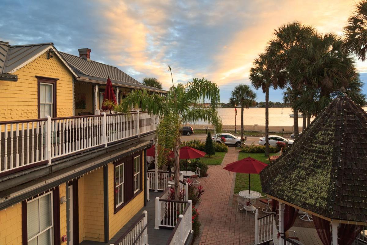 Bayfront Marin House - main image