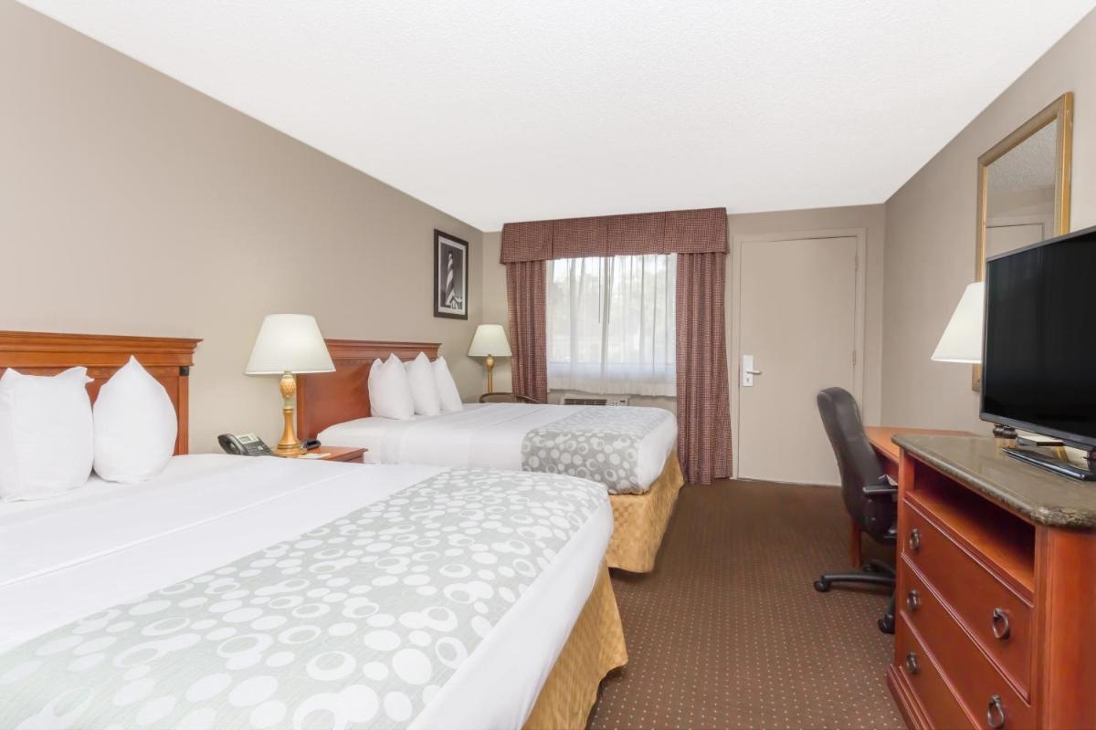 Days Inn by Wyndham St Augustine/Historic Downtown - image 3