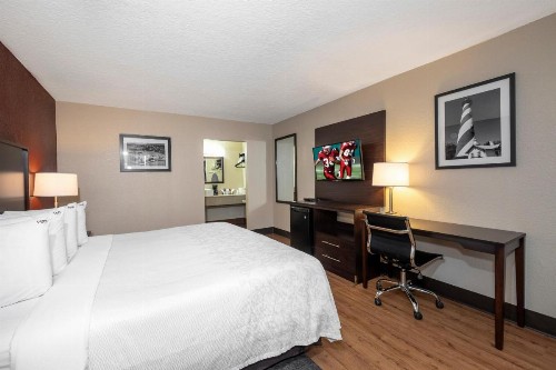 Red Roof Inn PLUS+ St. Augustine - image 33
