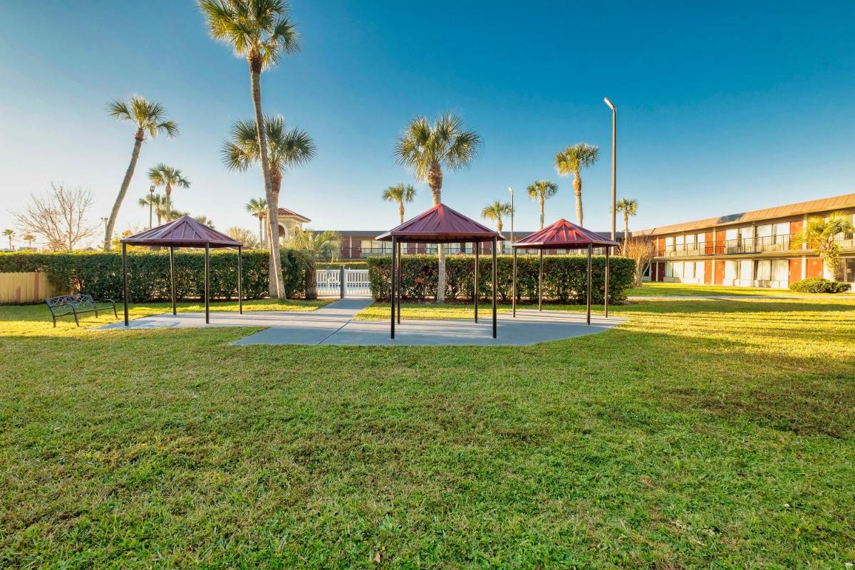 Red Roof Inn PLUS+ St. Augustine - image 4
