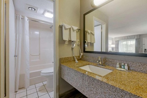 Quality Inn - Saint Augustine Outlet Mall - image 22
