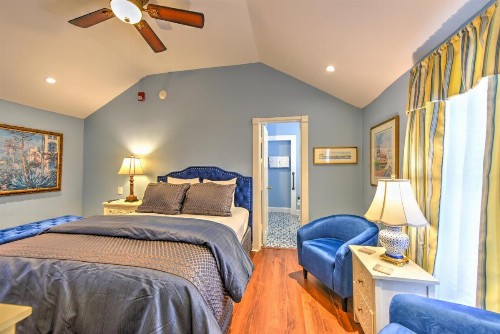 Casa de Solana Bed and Breakfast - image 3