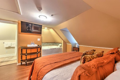 Casa de Solana Bed and Breakfast - image 37