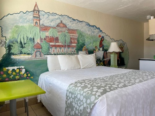 Magic Beach Motel - Saint Augustine - image 13