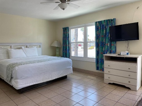 Magic Beach Motel - Saint Augustine - image 18