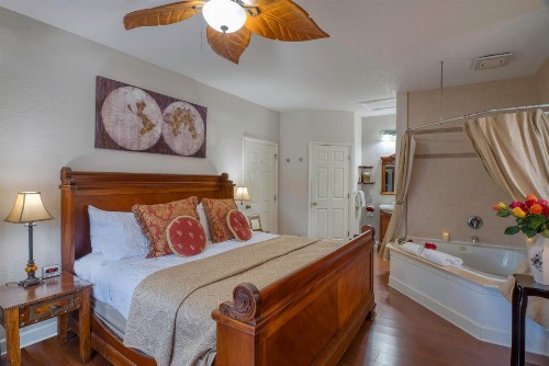 Victorian House - Saint Augustine - image 9