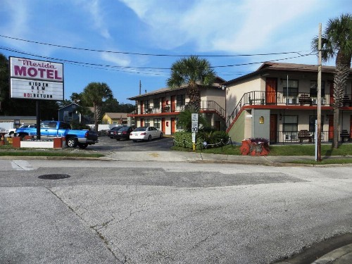 Merida Inn & Suites - image 6