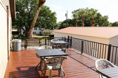 Economy Inn Historic District - image 14
