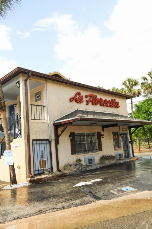 Economy Inn Historic District - image 26