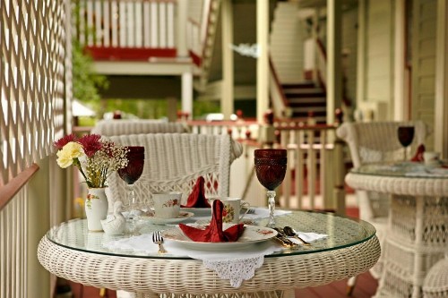 Cedar House Inn - image 42