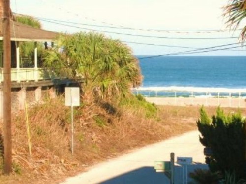 Artist Retreat 2 Bedrooms Summer Haven 3 Houses to Beach Sleeps 7 - image 5