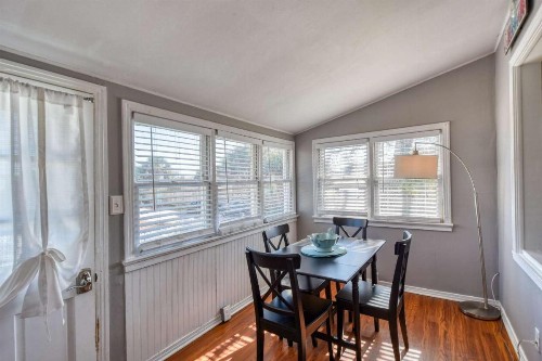 Seaside cottage - image 4
