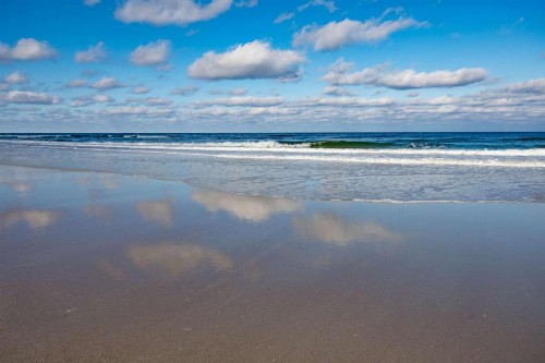 Barefoot Hideaway II - image 10