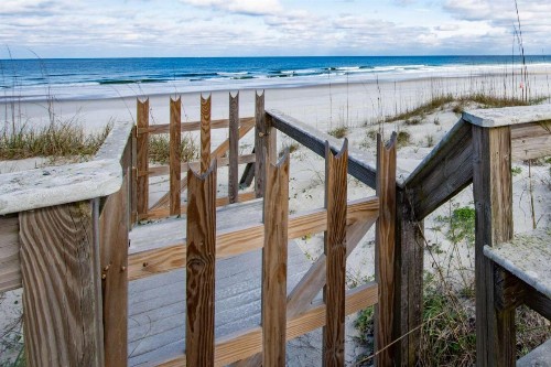 Barefoot Hideaway II - image 12