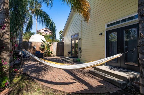 The Twine House - image 16