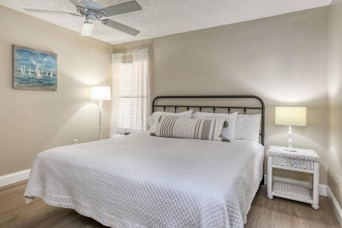 Ocean Villa's #76 - image 20