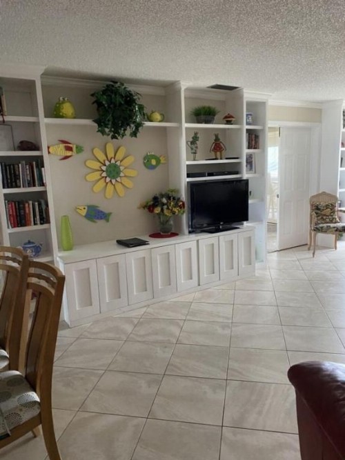 Hibiscus B302 Condo - image 12