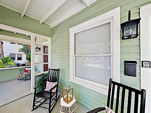 New Listing! Modern Retreat in Historic Downtown Duplex - image 7