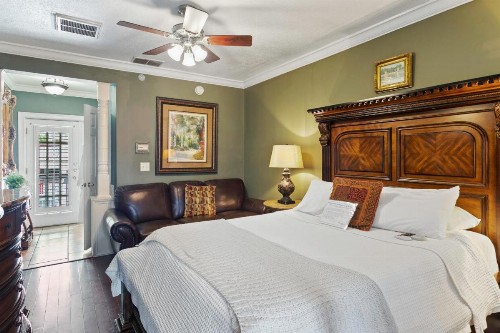 Casablanca Inn on the Bay - image 11