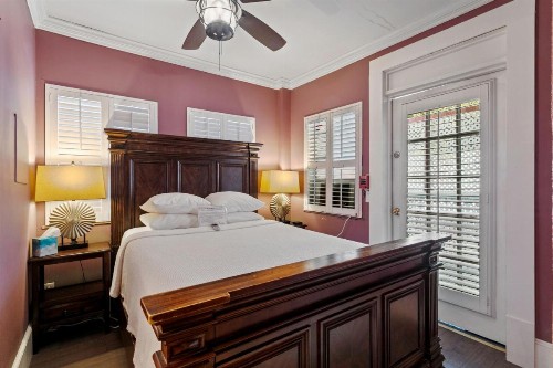 Casablanca Inn on the Bay - image 12