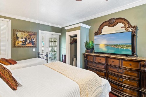 Casablanca Inn on the Bay - image 30