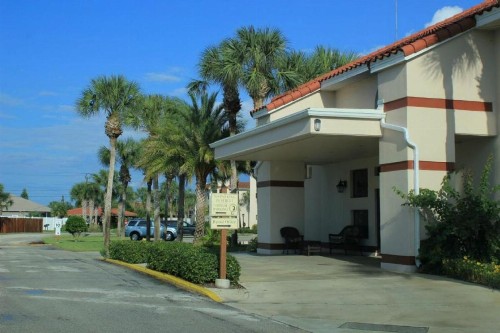 Ocean Village Club D17 - image 8