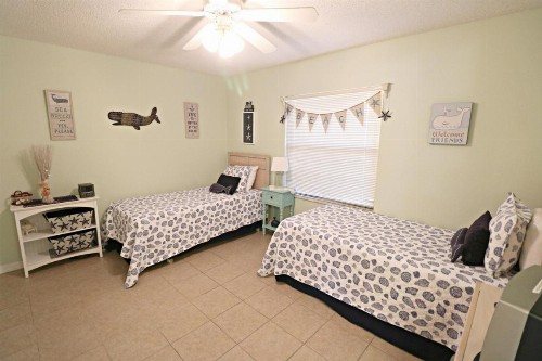 Ocean Village Club I21 - image 6