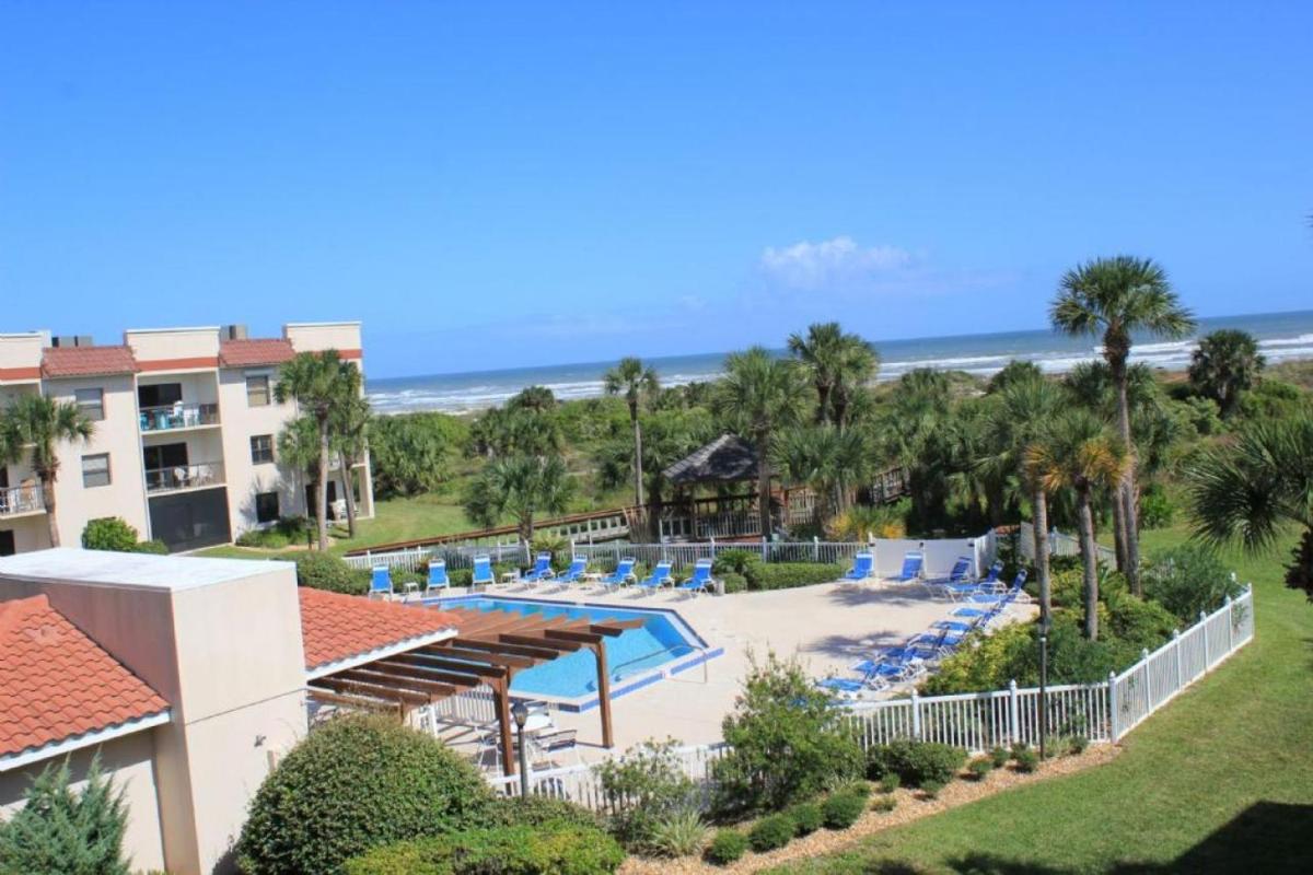 Ocean Village Club P28 - image 2