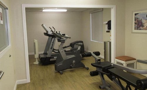 Ocean Village Club P28 - image 3