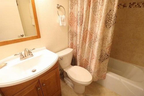 Creston House 12E - image 4