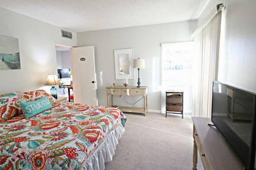 Creston House 2B - image 10